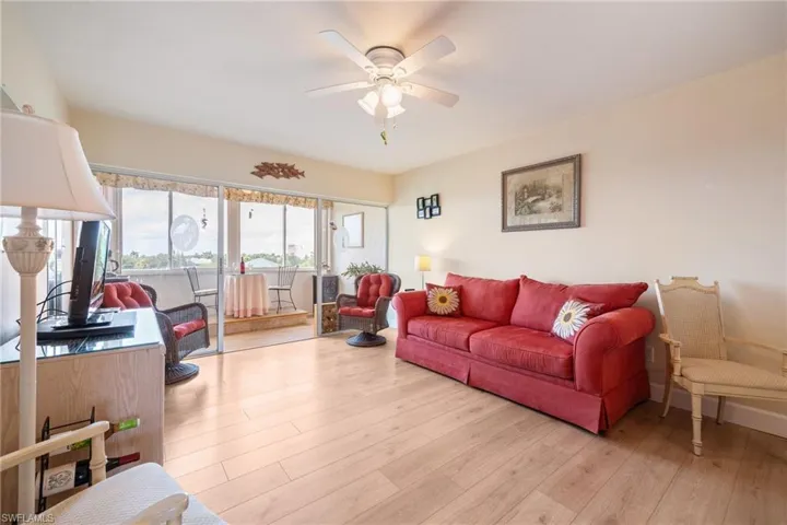 1580 Pine Valley Dr 415, Fort Myers, Florida 33907
