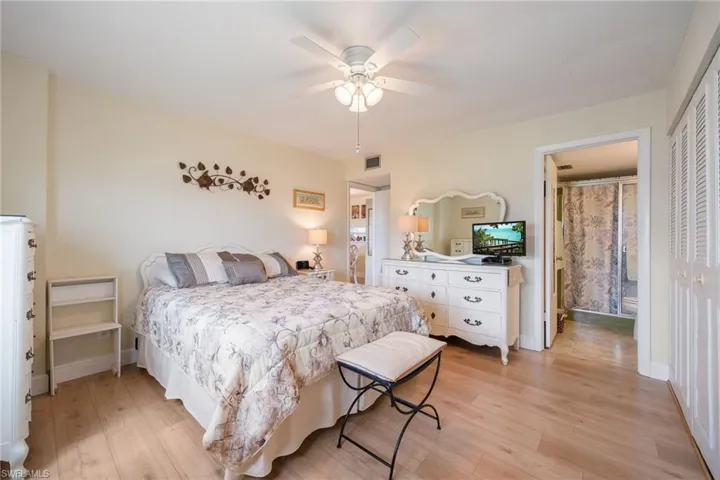 1580 Pine Valley Dr 415, Fort Myers, Florida 33907