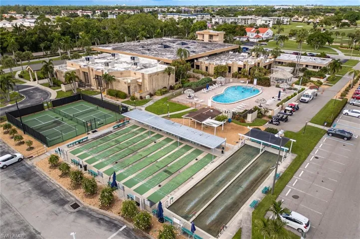 1580 Pine Valley Dr 415, Fort Myers, Florida 33907