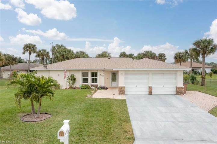 418 Glendale AVE, LEHIGH ACRES FL 33936