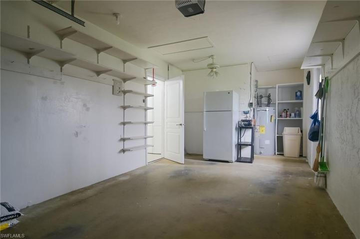 418 Glendale AVE, LEHIGH ACRES FL 33936