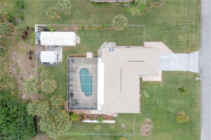 418 Glendale AVE, LEHIGH ACRES FL 33936