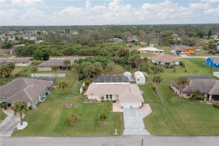 418 Glendale AVE, LEHIGH ACRES FL 33936