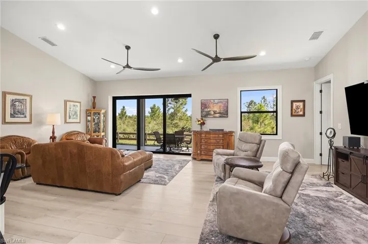 1479 Gateway Ln, Labelle, Florida 33935