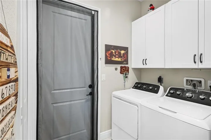 1479 Gateway Ln, Labelle, Florida 33935