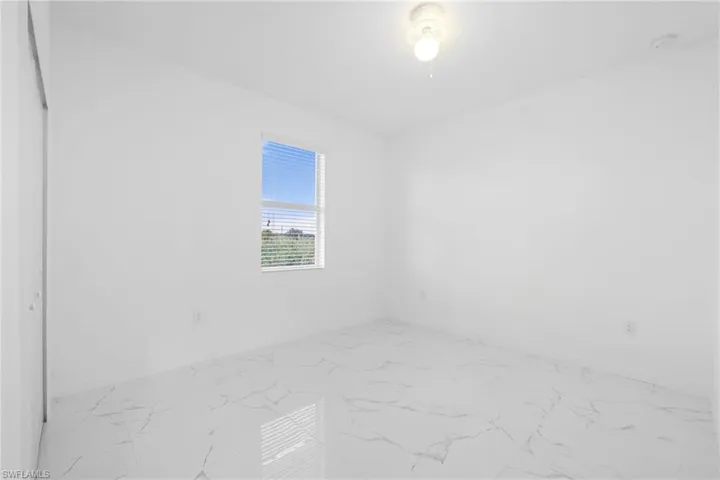2806  69th W ST, Lehigh Acres, FL 33971