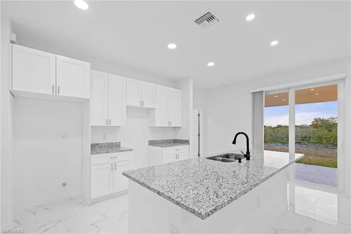 2806  69th W ST, Lehigh Acres, FL 33971