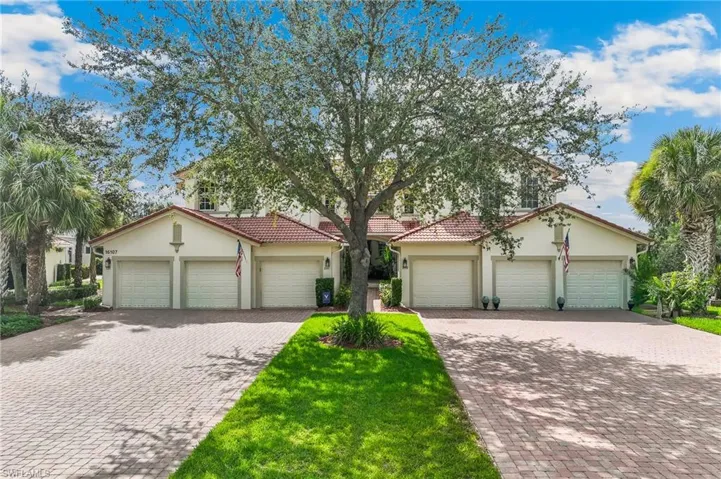 16107 Mount Abbey Way 202, Fort Myers, Florida 33908