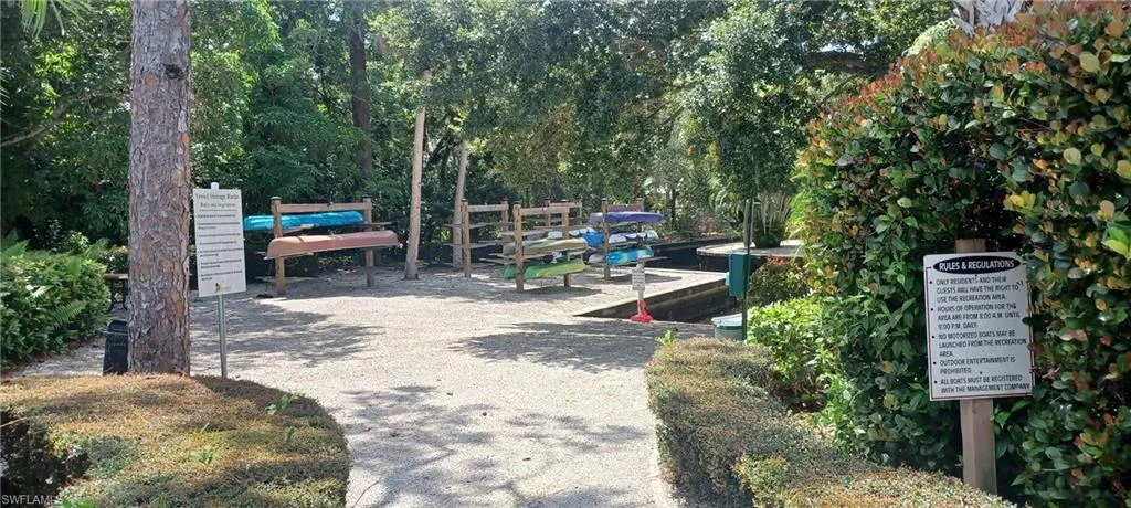 Community River Park.
