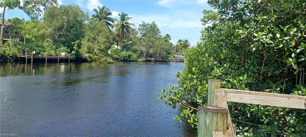 Imperial River pier.