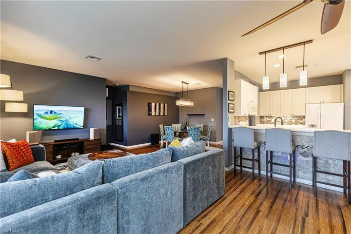Open floorplan from Kitching to Living Room