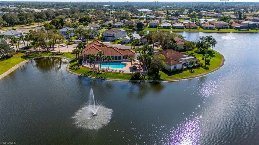 Silverlakes Amenities