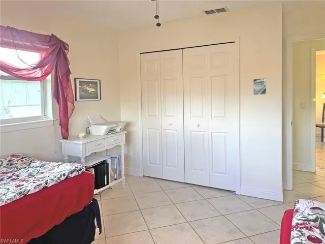 1240 Shelby Pkwy, Cape Coral, Florida 33904