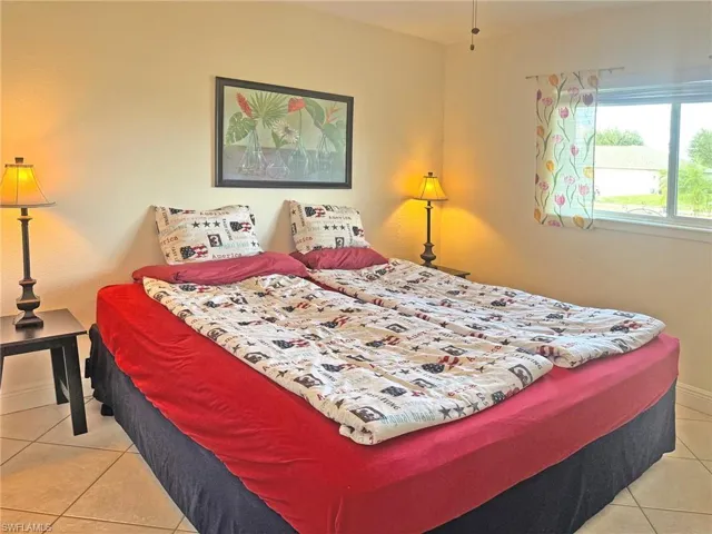 1240 Shelby Pkwy, Cape Coral, Florida 33904