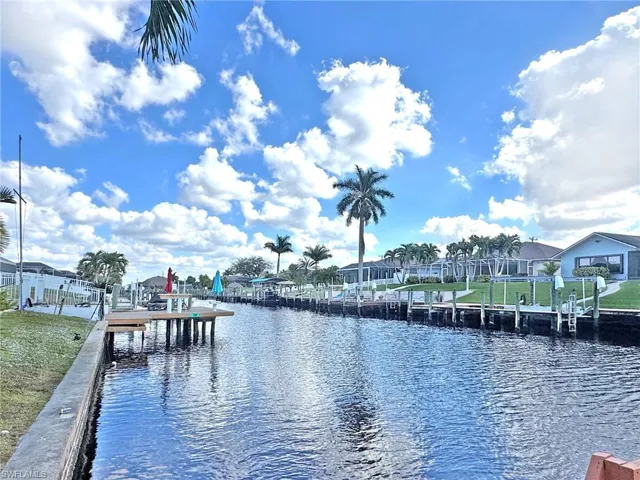 1240 Shelby Pkwy, Cape Coral, Florida 33904