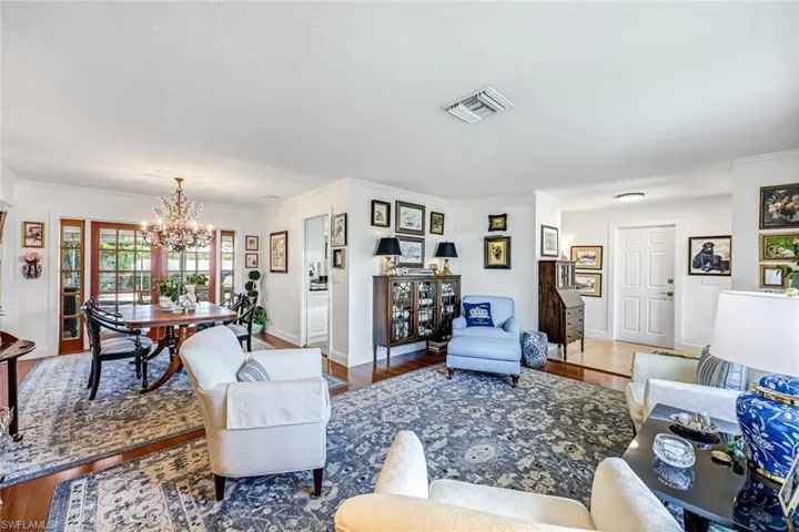 87  Burning Tree  DR, Naples, FL 34105