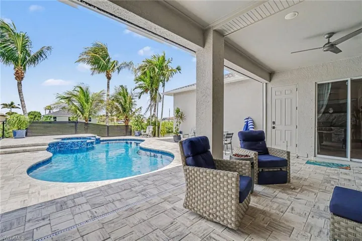 1833 Nw 7th Ave, Cape Coral, Florida 33993