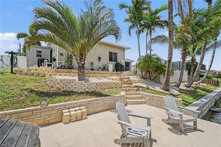 1833 Nw 7th Ave, Cape Coral, Florida 33993