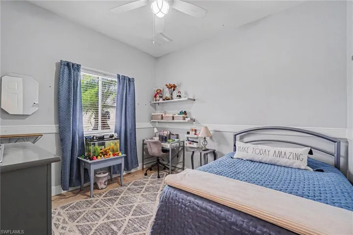 1833 Nw 7th Ave, Cape Coral, Florida 33993