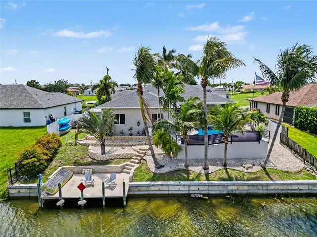 1833 Nw 7th Ave, Cape Coral, Florida 33993