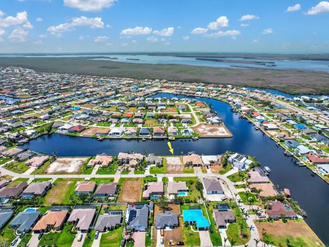 Fantastic SWFL Location