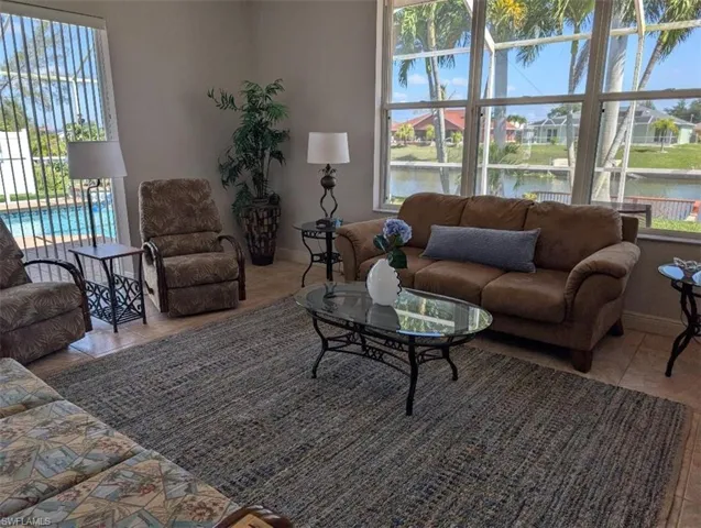 161 Se 17th St, Cape Coral, Florida 33990