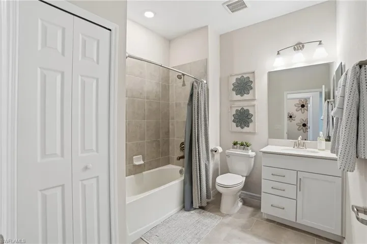 2383  Anguilla  DR, Naples, FL 34120