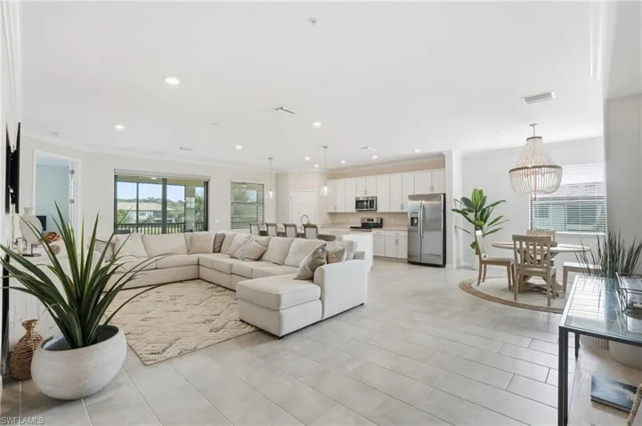2383  Anguilla  DR, Naples, FL 34120