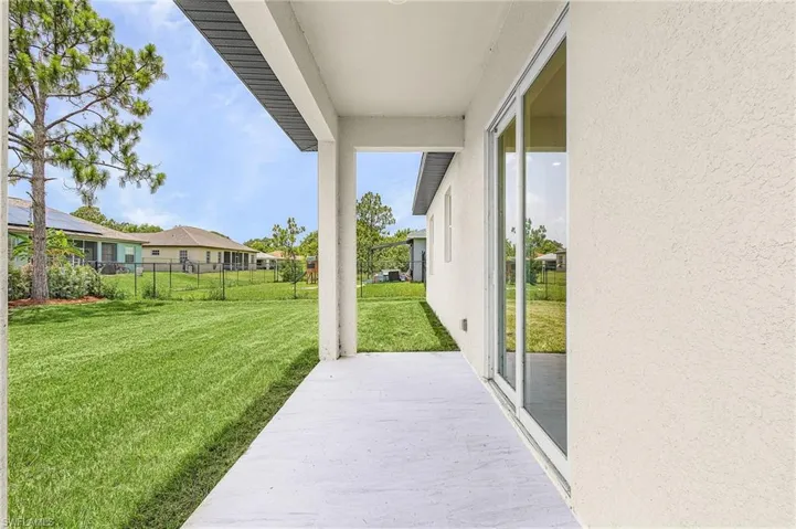 748 Chestnut St E, Lehigh Acres, Florida 33974