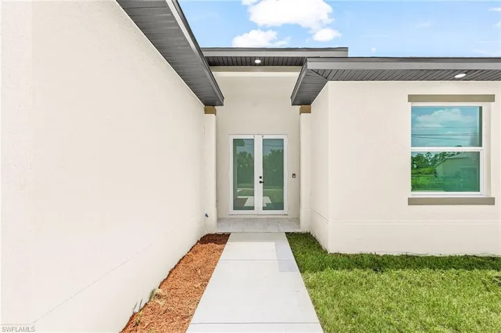 748 Chestnut St E, Lehigh Acres, Florida 33974
