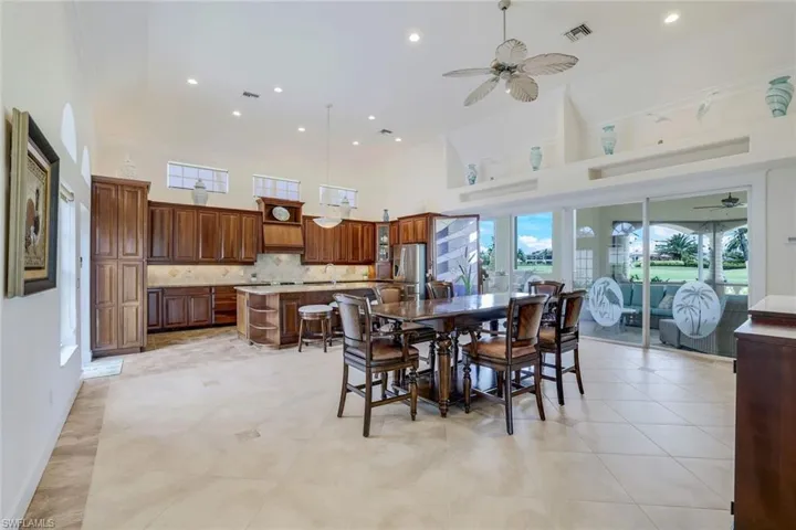 This is a chef's dream space!