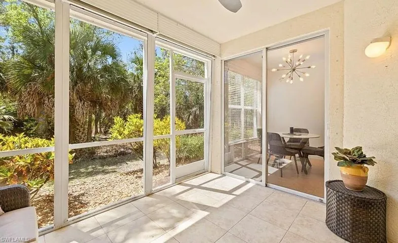 1315 Henley St 1006, Naples, Florida 34105
