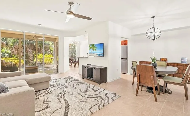 1315 Henley St 1006, Naples, Florida 34105