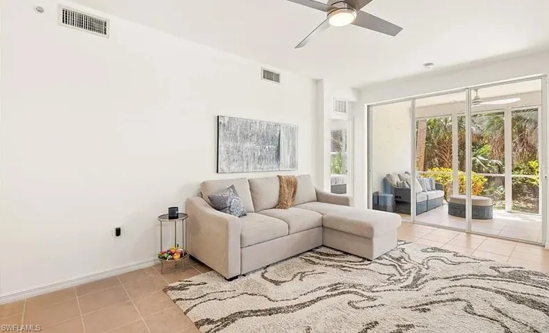 1315 Henley St 1006, Naples, Florida 34105