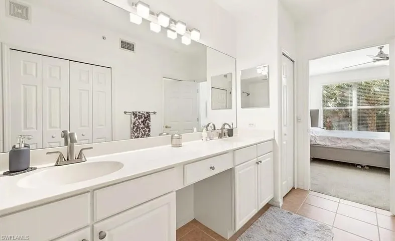 1315 Henley St 1006, Naples, Florida 34105