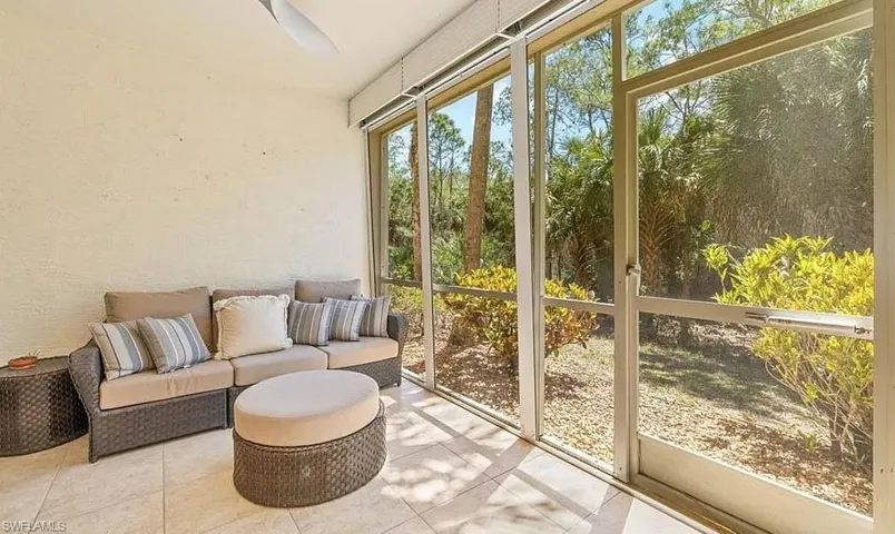 1315 Henley St 1006, Naples, Florida 34105