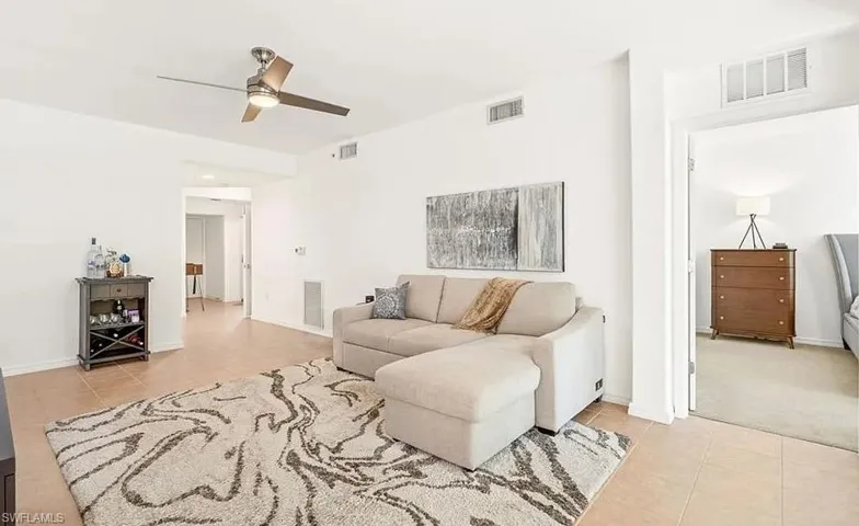 1315 Henley St 1006, Naples, Florida 34105