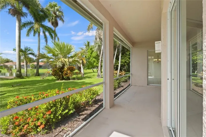 3266  Sturgeon Bay  CT, Naples, FL 34120