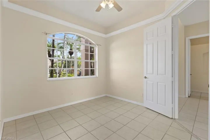 3266  Sturgeon Bay  CT, Naples, FL 34120