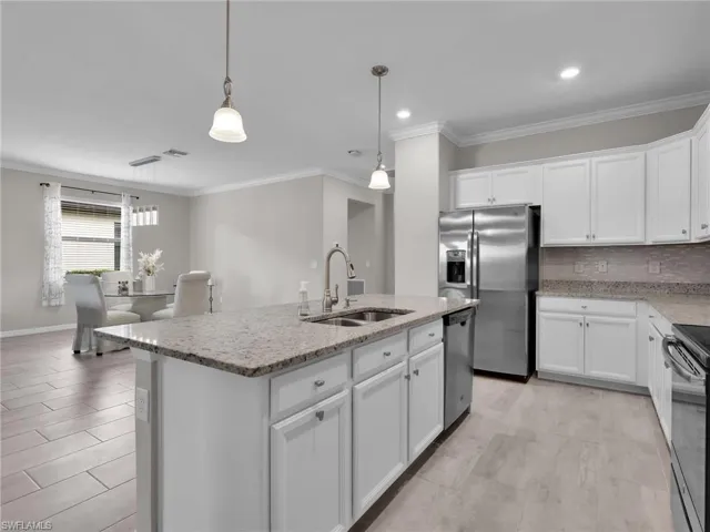 19527 Utopia Ln, Estero, Florida 33928