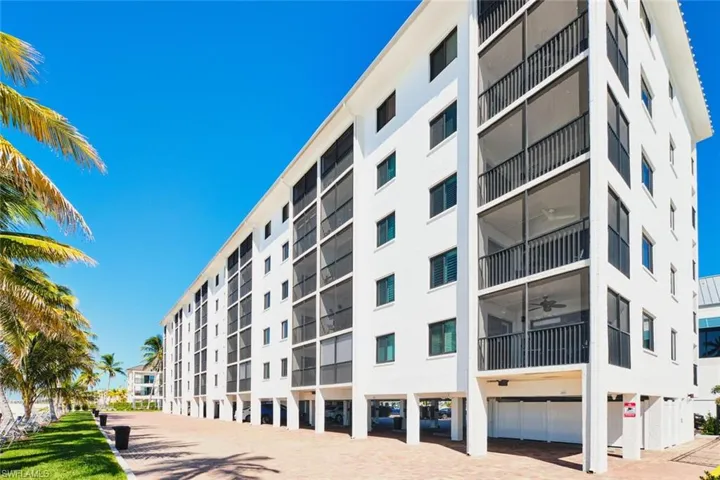 View of apartment building / complex