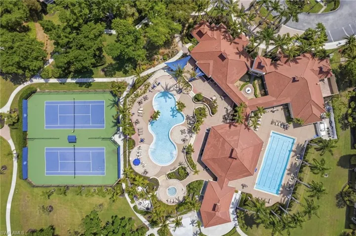 5941 Tarpon Gardens Cir 102, Cape Coral, Florida 33914