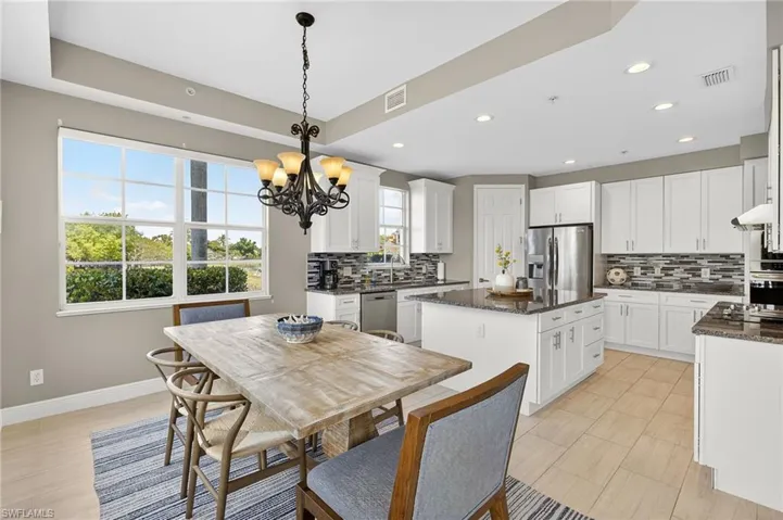 5941 Tarpon Gardens Cir 102, Cape Coral, Florida 33914
