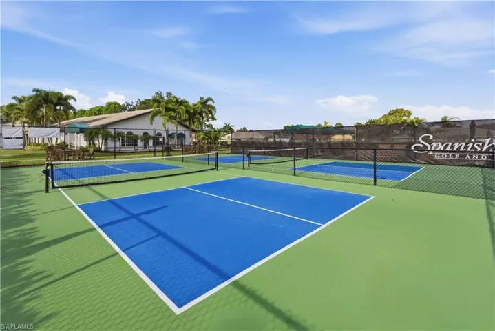 9631 Spanish Moss Way 3922, Bonita Springs, Florida 34135
