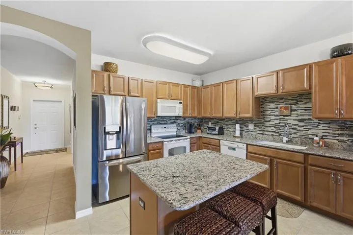 9631 Spanish Moss Way 3922, Bonita Springs, Florida 34135