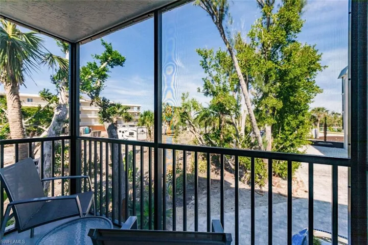 1191 Middle Gulf DR # 4A, SANIBEL FL 33957