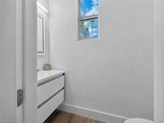 24476 Mountain View Dr, Bonita Springs, Florida 34135