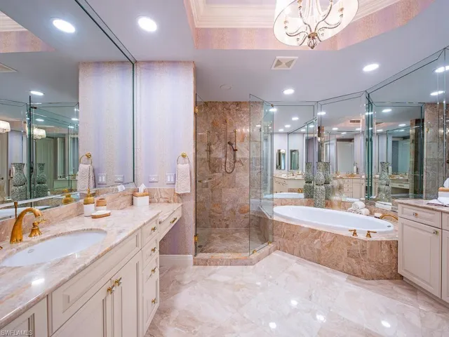 5051 Pelican Colony Blvd 903, Bonita Springs, Florida 34134