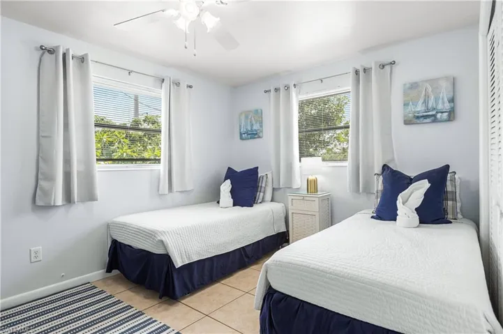 2191 Thomasson Dr, Naples, Florida 34112