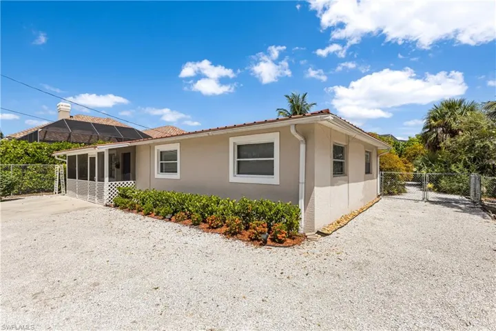 2191 Thomasson Dr, Naples, Florida 34112